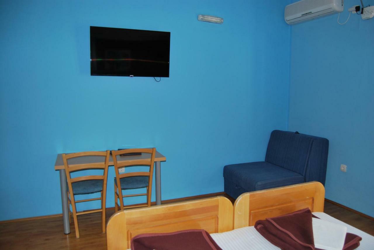 Apartments Srzentic Petrovac ภายนอก รูปภาพ