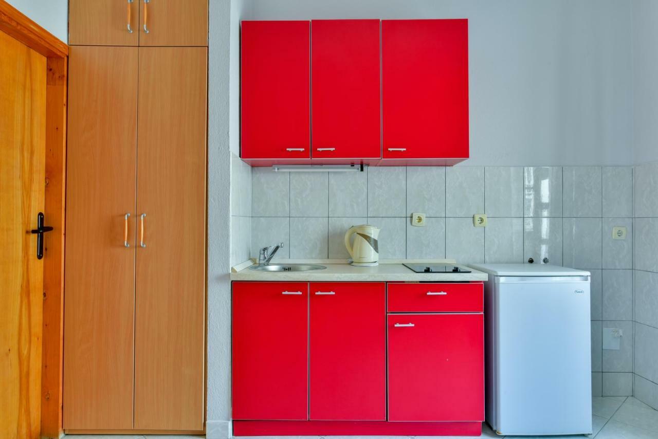 Apartments Srzentic Petrovac ภายนอก รูปภาพ